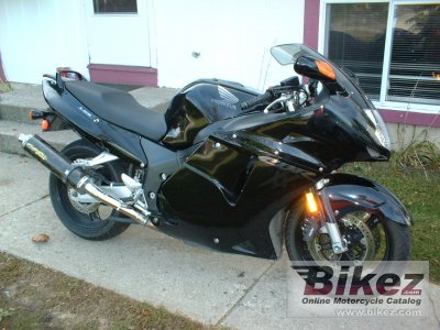 1997 honda cbr 1100 xx super blackbird photo